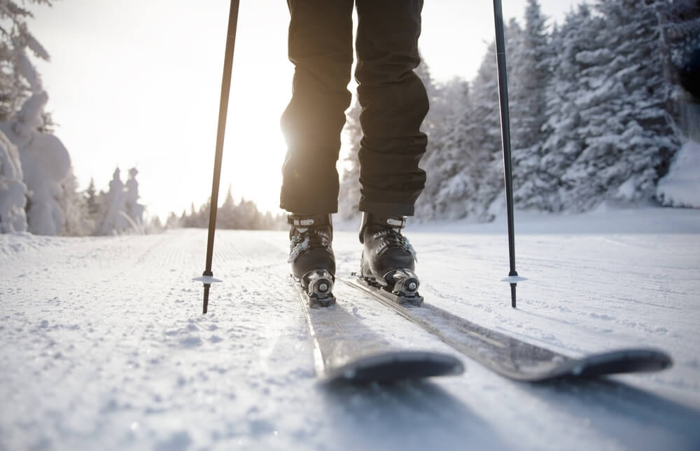 Jak się przygotować na wyjazd na narty w okresie zimowo-wiosennym?
